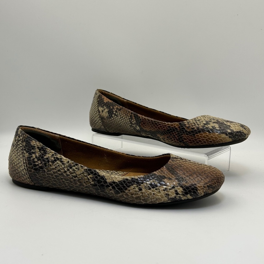 b.o.c. Ballet Flats Women 10‎ Brown Snakeskin Print Round Toe Classic Mob Wife